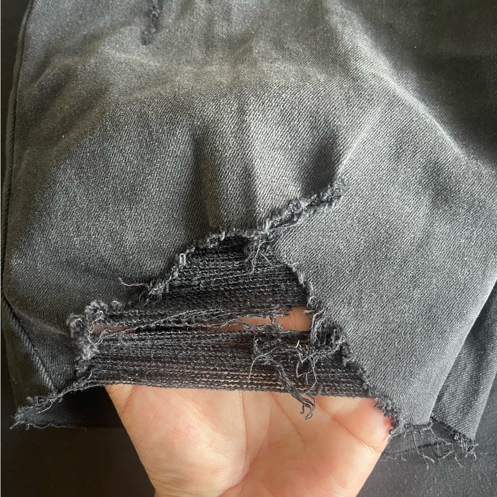 Calvin Klein High Rise Shorts. - Picture 3 of 6